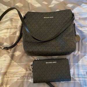 michael kors crossbody purse & double wallet set!